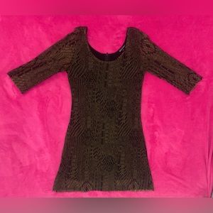 Mēchant Women Lace 3/4 Sleeve and Short Dress S